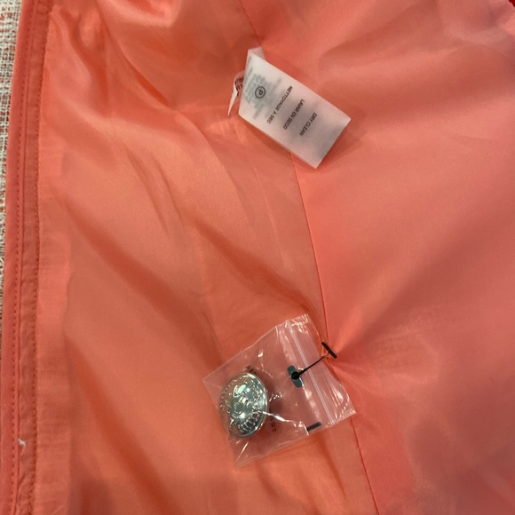 Tommy Hilfiger NWOT tailored blazer. Sz 8 - Picture 10 of 11